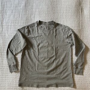 lululemon athletica Gray Long Sleeve Tee